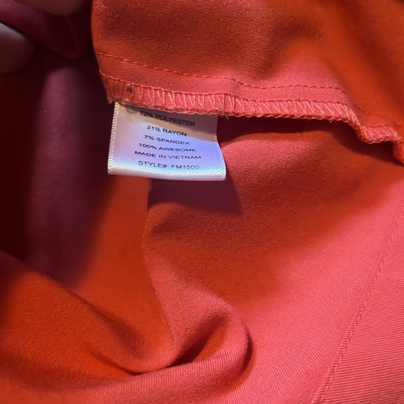 Figs Technical Scrub Top - Picture 4 of 8